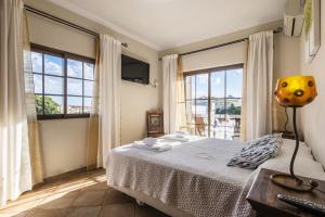 Villa Mangas by Villa Select