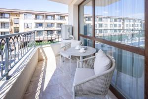 Apart Lux View - Pool