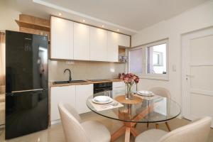 Maresca Apartment