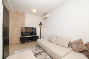 Maresca Apartment
