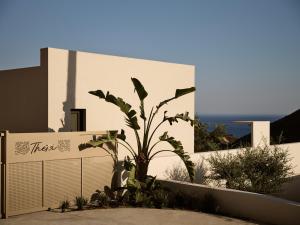 Villa Theta by Villa Select