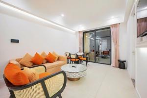 Anna Hotel Phu Quoc - Complimentary Sunset Town Tour & Infinity Pool Access
