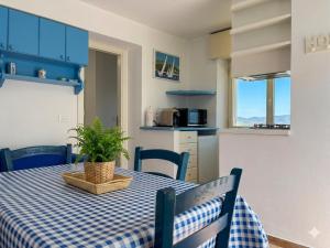 Azzurro Mare - fronte mare - PremiumVillas