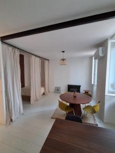 Beau T1 lumineux, calme, rénové avec climatisation