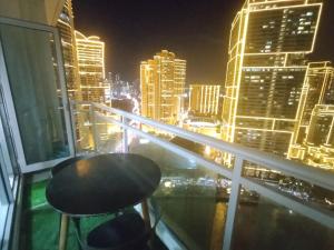 Aveline Suites Aesthetic Skydeck View ACQUA Private Residences near Rockwell Makati