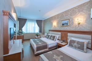 Family Room room in Dalan Hotel