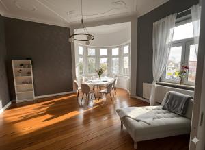 Ostsee-Juwel in Gehlsdorf - Stilvoller Altbau trifft modernes Design