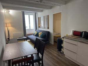 ღ LAccostage • Au cœur du vieux port et du Centre Ville