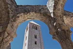 LUX attic old town Rab