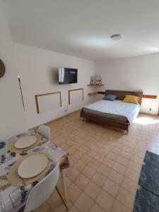 Appartement tout equipé Wifi à 100m du centre thermal