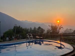 Sau Meo Mountain View