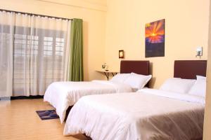 Holiday Home 10Mins to Ol Pejeta in Nanyuki - 2 Seperate Studios