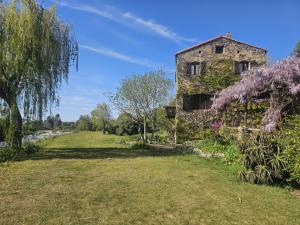 Maison en pierres naturelles