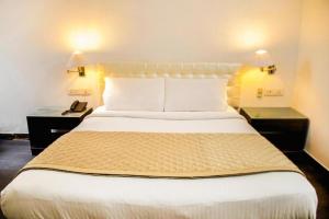 Hotel Grand Arcasia At Saket