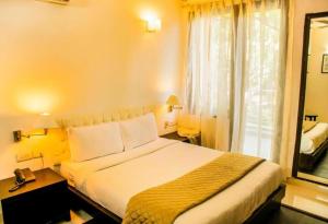 Hotel Grand Arcasia At Saket