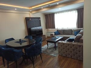 President Kop Jasmin