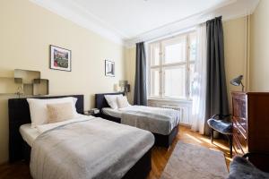 Spacious 2BR Apartment with Terrace & AC in Old Town by EasyBNB Premium