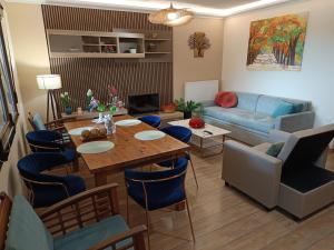 TwinStars apartment with courtyard and view