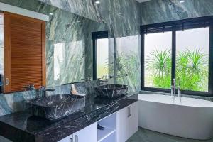 Villa Aqua 4BR Pool Villa with Sauna, Rawai Beach