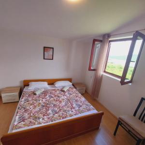 Apartments Tisno