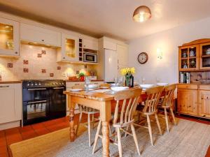 3 Bed in Penrith oc-sz318