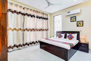 Sarla Residency