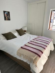 Beautiful Santiago de la Ribera Apartment, near Beach and Seafront