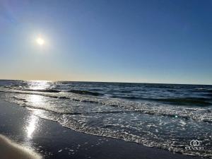 Apartament Sunset View-z widokiem na morze!-Pinea Apartments Pobierowo-z dostępem do strefy basenów,saun i jacuzzi