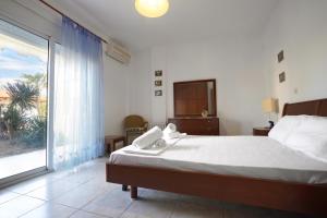 Olgas House by Golden Host