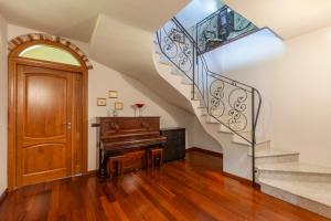 Home Canova