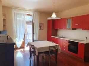 Home Canova
