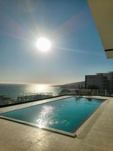 Summer Waves - Panoramic View & Pool