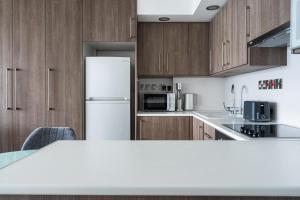 Signature Seaview Penthouse Studio