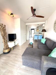 Charming bungalow with panoramic rooftop terrace