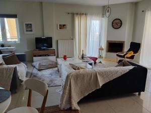 Amaryllis Apartments