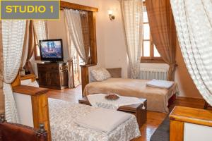 Platoss Academy Studio 100m² (4min METRO)