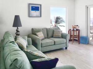 The View Middle Deck - by ZenBreak