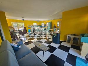 Bluebeat House Exuma