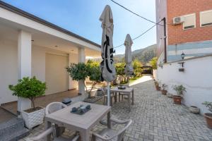 Guest House ESANBJA