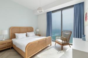 Beautiful Sea View 2BDR in Dubai Marina, Pool&Gym