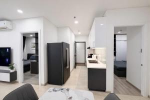 Monarchy Luxury Serviced Apartments - By Charm Homestay Vietnam