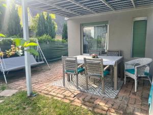 Bella nyaraló Siófok-Szabadifürdőn privát jakuzzi