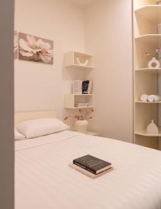 Minimalist 2BR 1WC Near Nguyen Hue D1