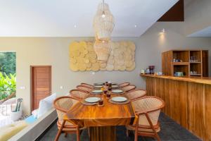 Villa Canopy - Spacious Luxury 4BR Villa Near Nuanu and Luna Beach Club