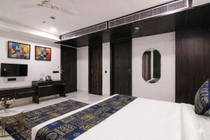 Royal Classic Residency