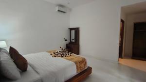 D and B Villa Lembongan By DeWizZ Management