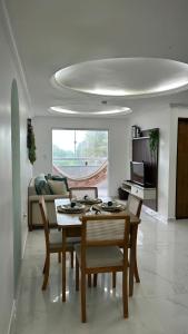 Apartamento 100m da praia