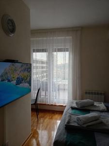 Studio 1212