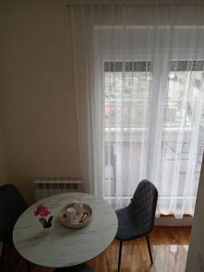 Studio 1212