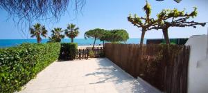 Baconer - Casa en lAmpolla con jardín privado y acceso directo al mar - Deltavacaciones